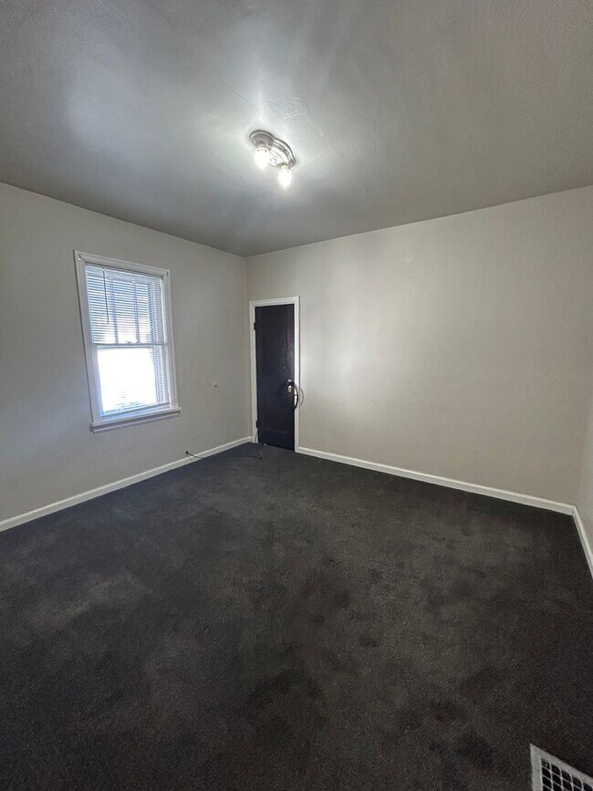 Building Photo - Coming Soon! Two Bedroom House!