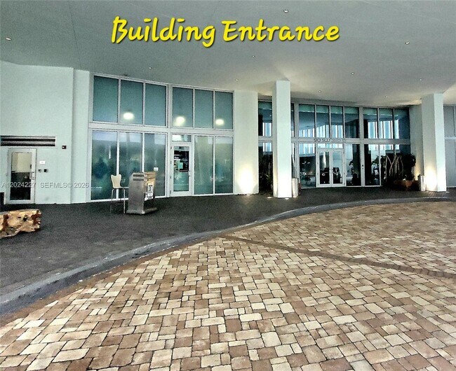 Foto del edificio - 90 SW 3rd St