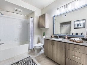 The Braydon Apartments photo'