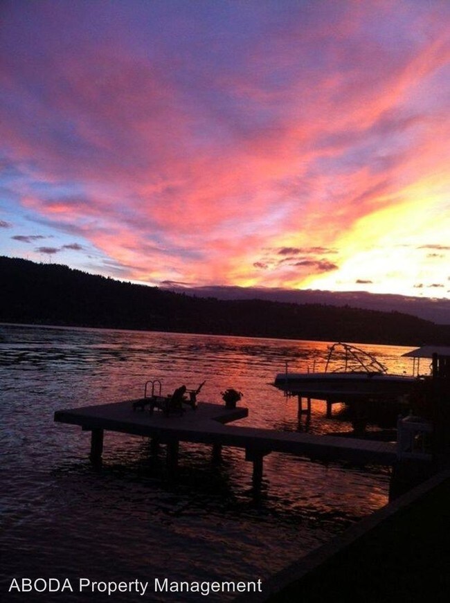 Foto del edificio - 4257 E Lake Sammamish Shore Ln SE