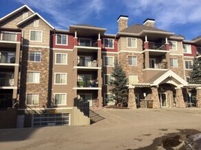 Building Photo - 2098 Blackmud Creek Dr SW
