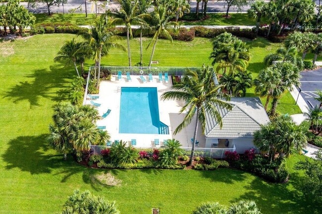 Foto del edificio - 806 SW Rocky Bayou Terrace