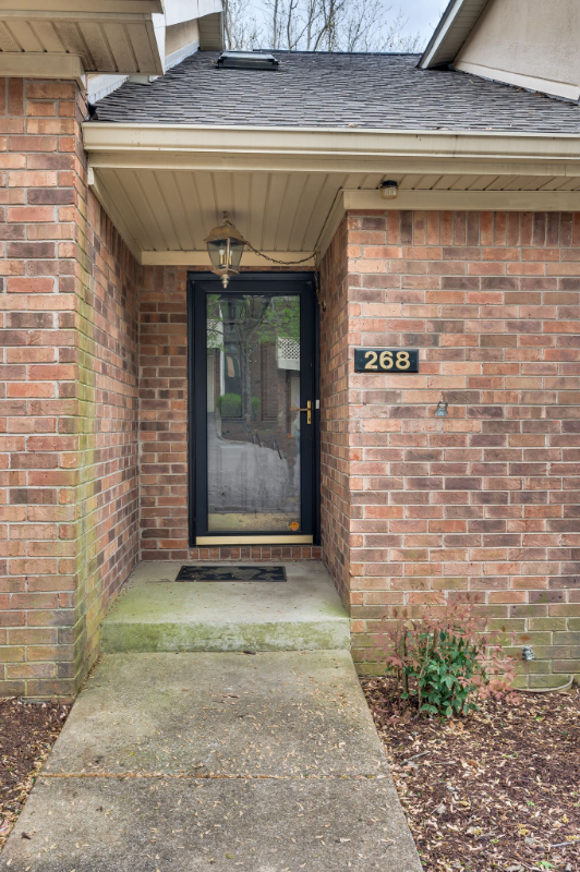 Building Photo - 268 Glenstone Cir