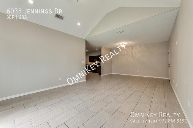 Foto del edificio - 6035 Jennings Dr