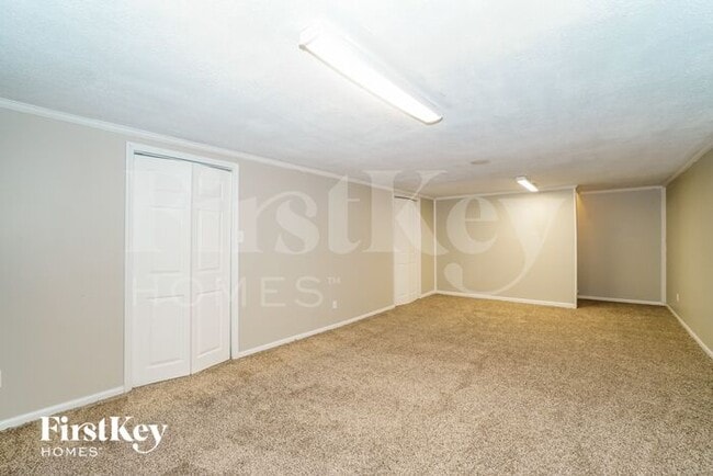 Building Photo - 7703 Strathmoore Rd