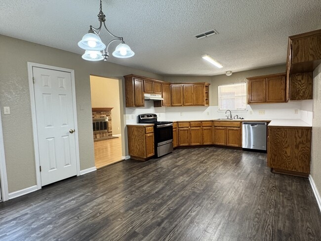 Foto del edificio - 2141 Redwing Way
