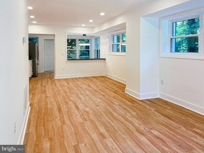 Foto del edificio - 1321 Talbert Terrace SE