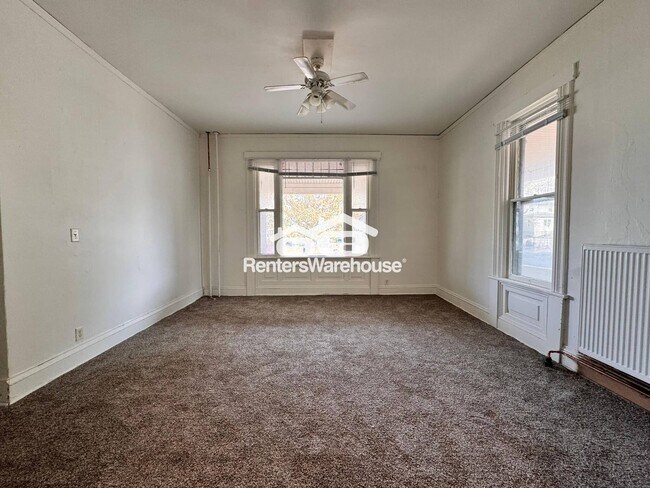 Foto del edificio - 1326 E 9th St
