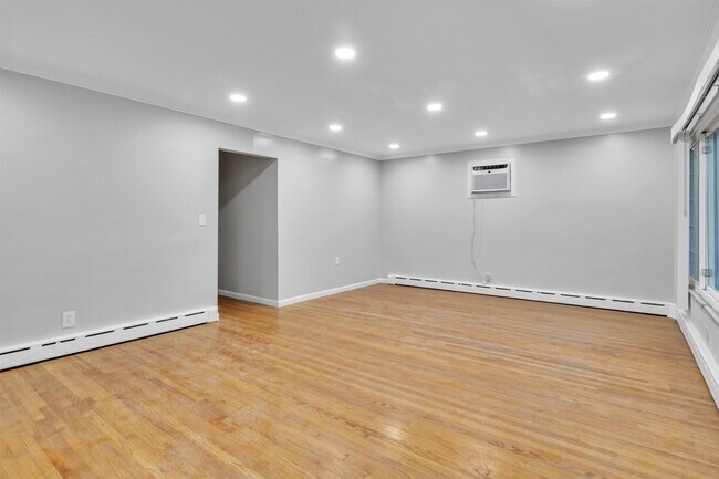 Building Photo - 11 Broadman Pkwy