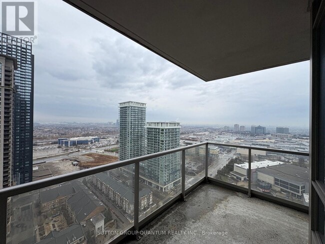 Building Photo - 388 Prince of Wales Dr