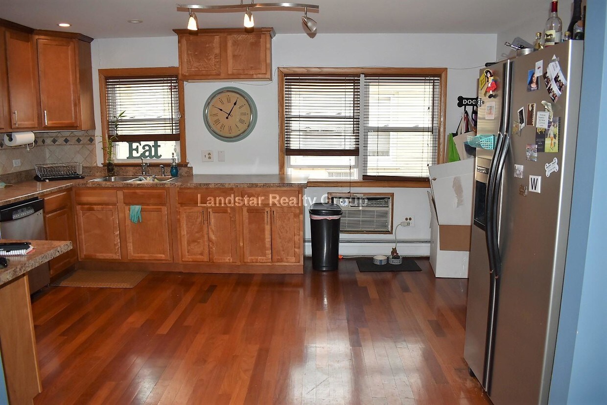 Primary Photo - 3804 N Harlem Ave