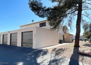Building Photo - 5187 Garden Ln