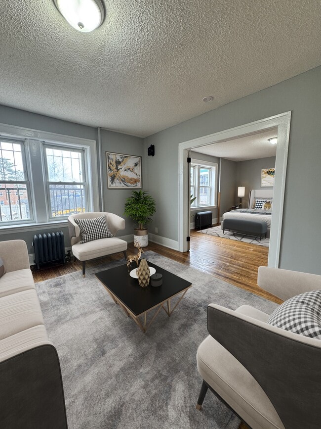 Building Photo - Residences at Barry Square
