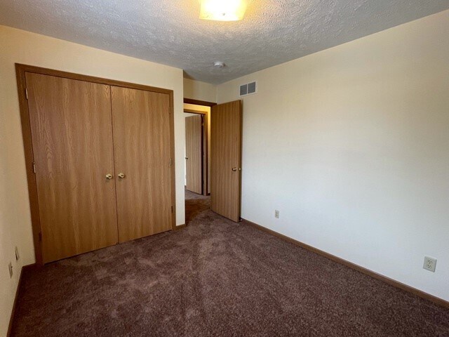 Building Photo - 2033 W S St