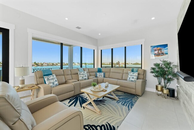 Foto del edificio - 247 Pescayo Ave