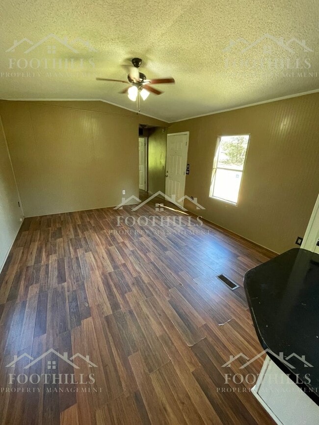 Building Photo - 2-Bed/2-Bath Mobile Home with Outdoor Deck...