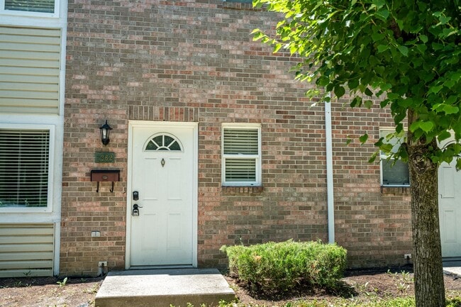 Building Photo - 1364 S Talbott St