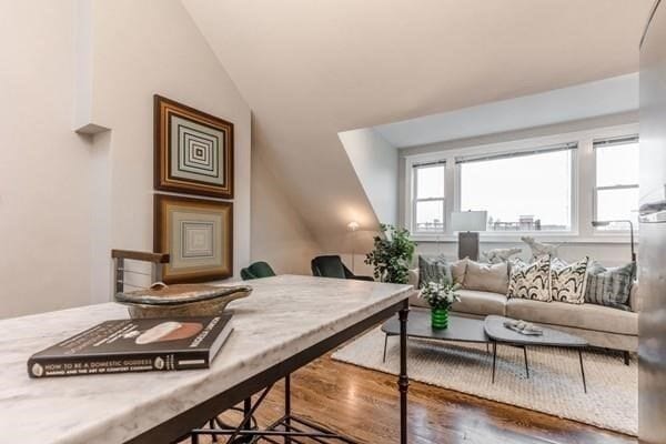 Foto del edificio - 80 Rutland St