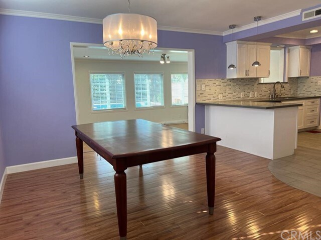 Building Photo - 10237 Randwick Dr