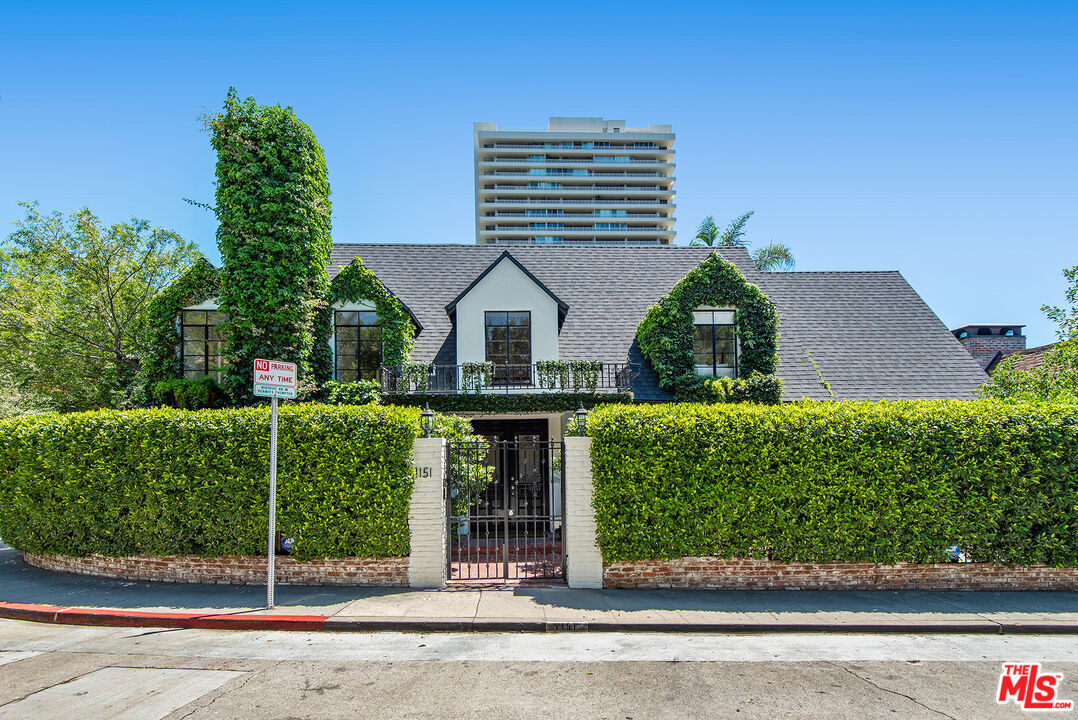 Primary Photo - 1151 Sunset Vale Ave.