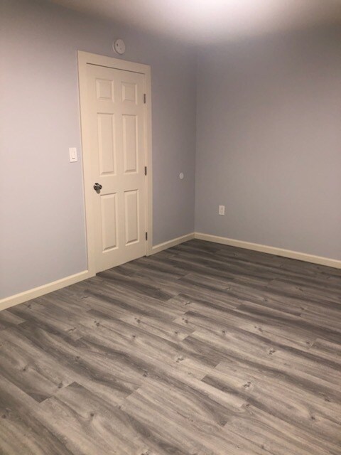 Bedroom- new vinyl plank flooring - 4019 46th St