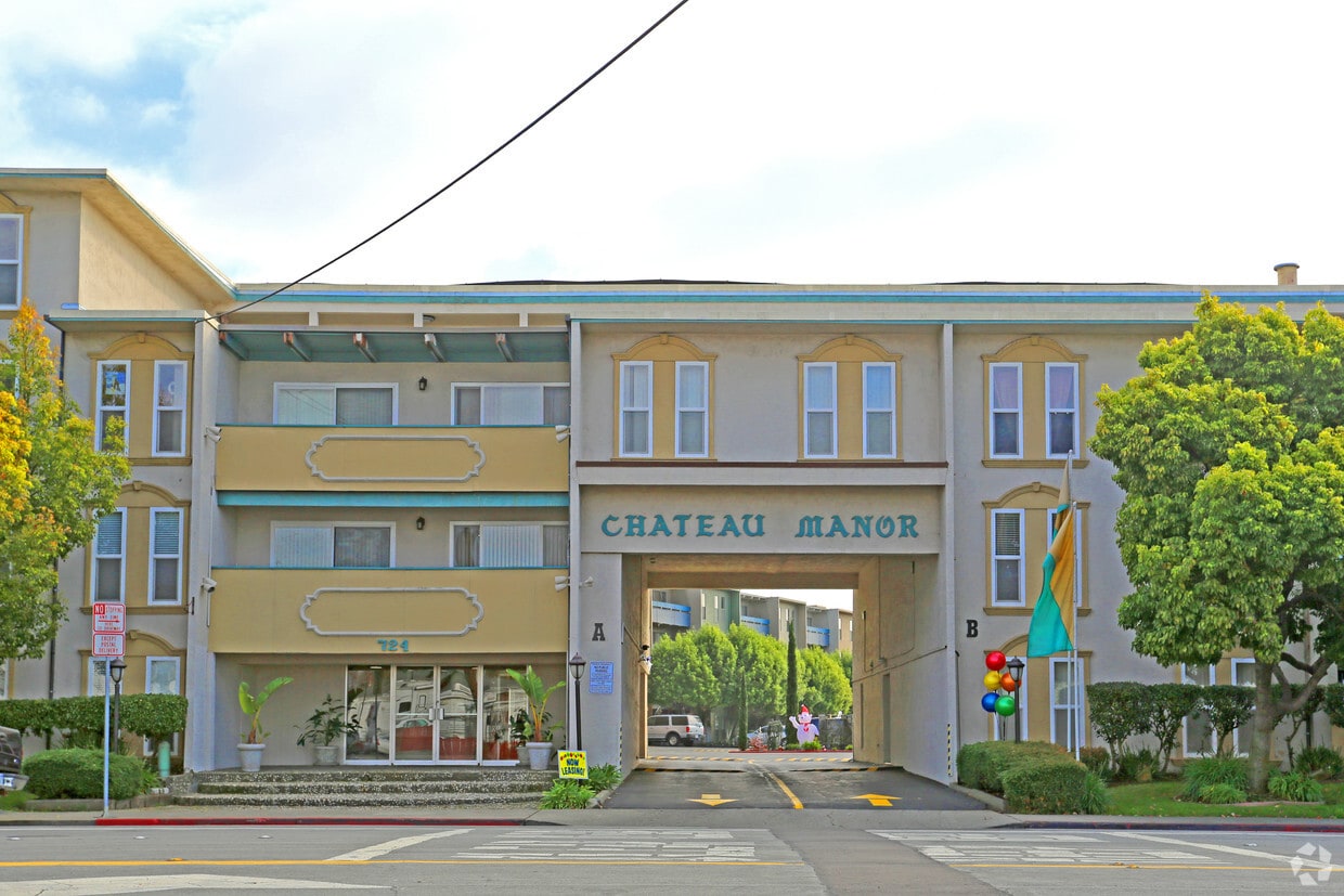 Foto principal - Chateau Manor Apartments