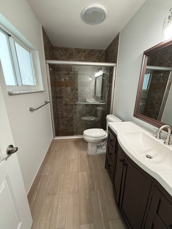 Foto del edificio - 6388 Whispering Wind Way