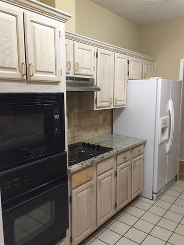 Foto del edificio - 2709 Garden Springs Dr