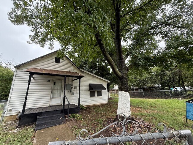 Foto del edificio - Affordable Rental near downtown Ardmore!