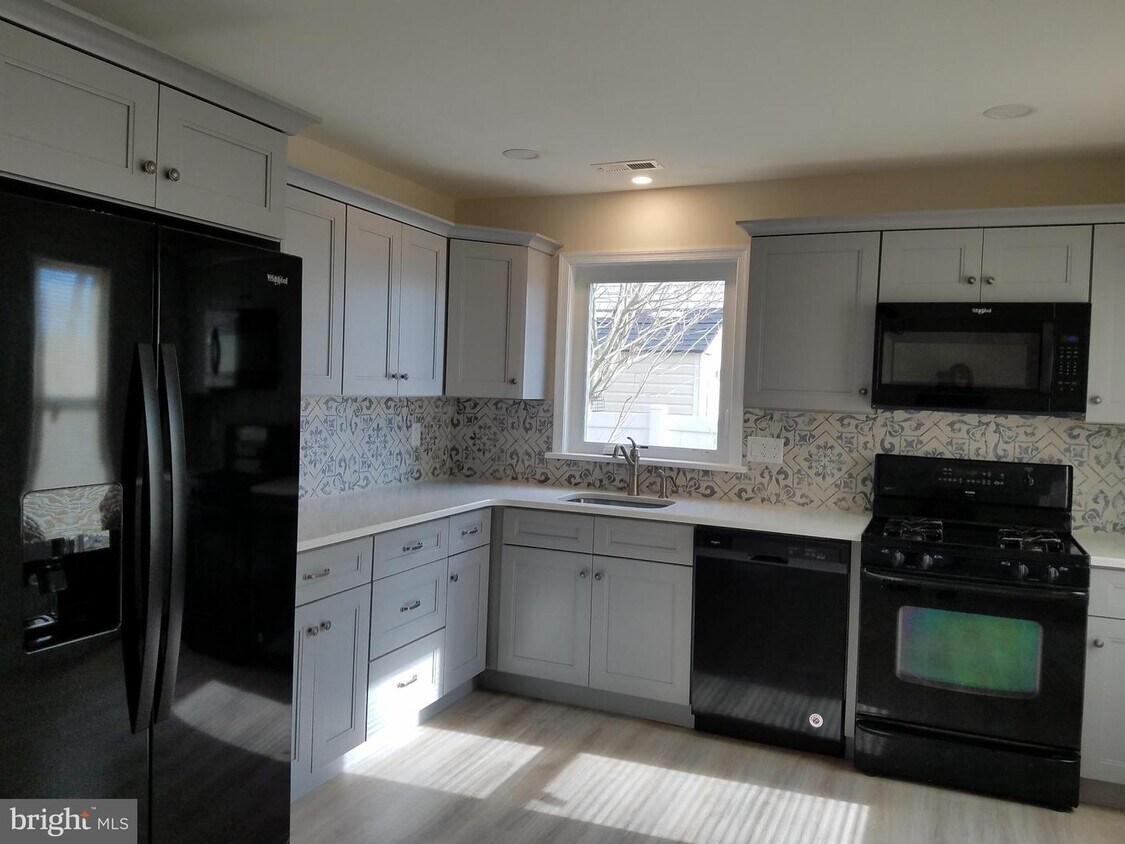 Foto principal - 162 Peregrine Dr