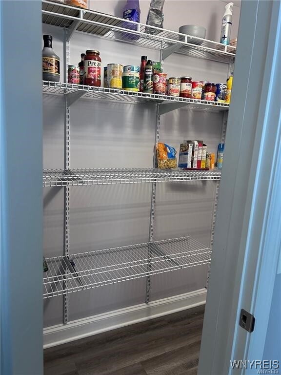 Foto del edificio - 1988 South Park Ave