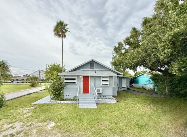 Building Photo - 4091 58th Ave N
