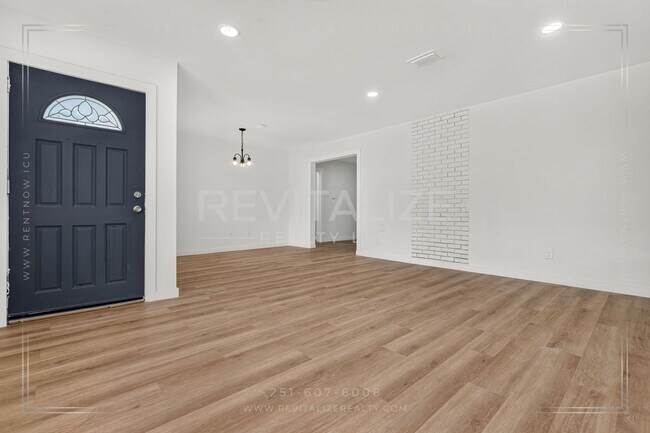 Foto del edificio - 2900 Lott Dr