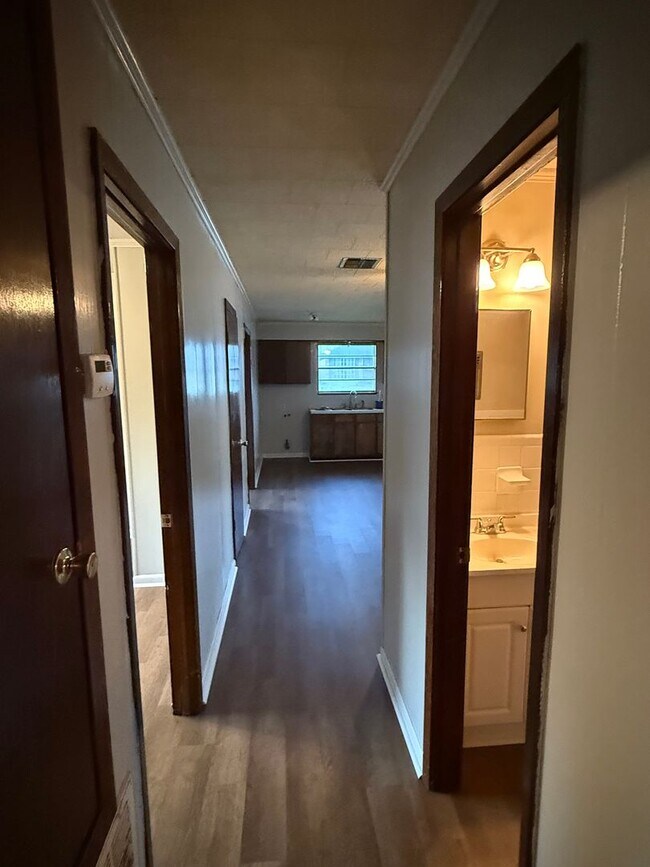 Foto del edificio - 3Bed/1.5 Bath