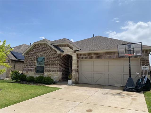 Foto principal - 5908 Pensby Dr