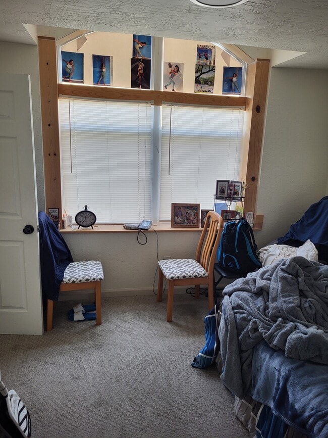 Bedroom - 115 S 7th Ave