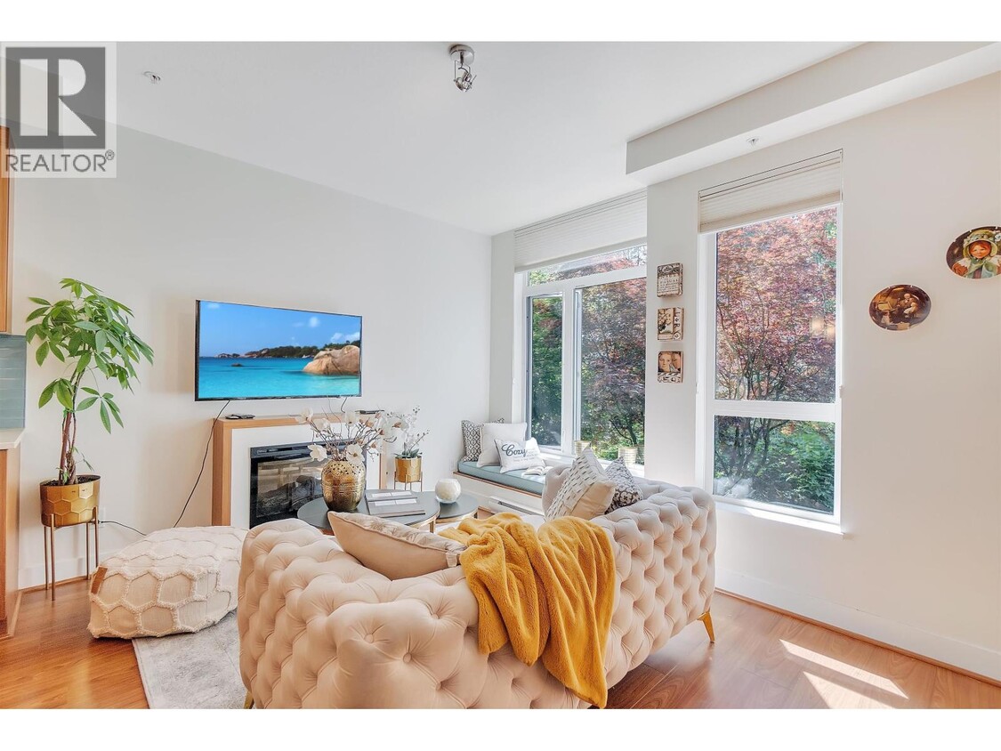 Photo principale - 735-735 15th St W