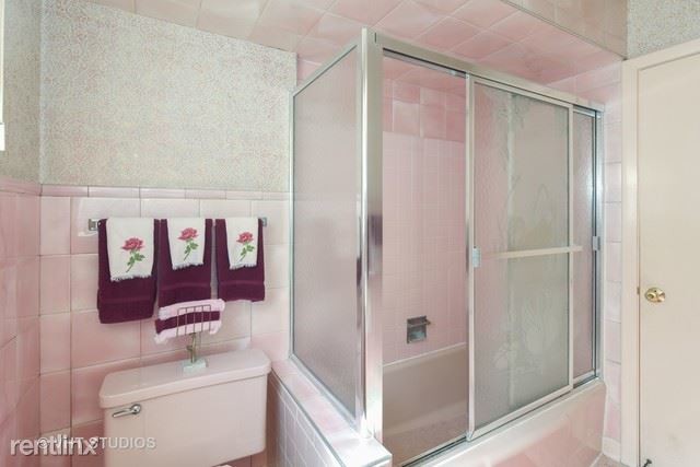 Building Photo - 3 br, 2 bath House - 9201 Kolmar Ave