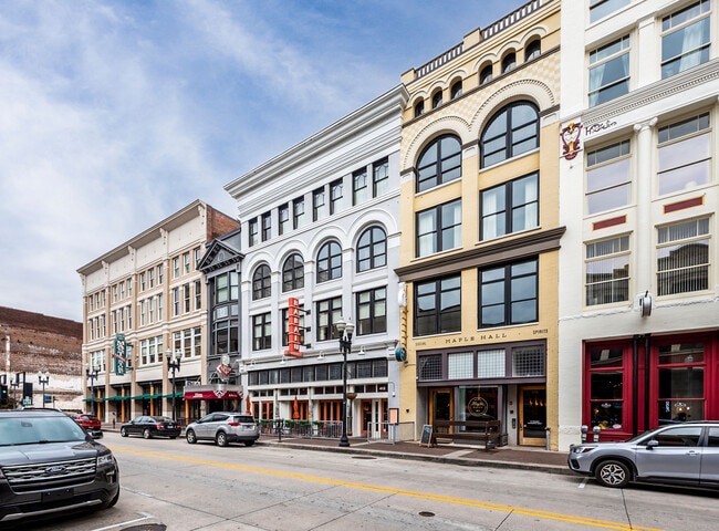 Foto del edificio - 416 S Gay St