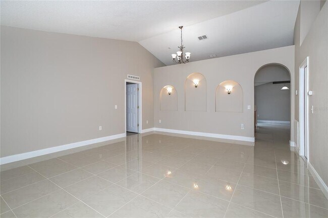 Building Photo - 1118 Chesterfield Ct