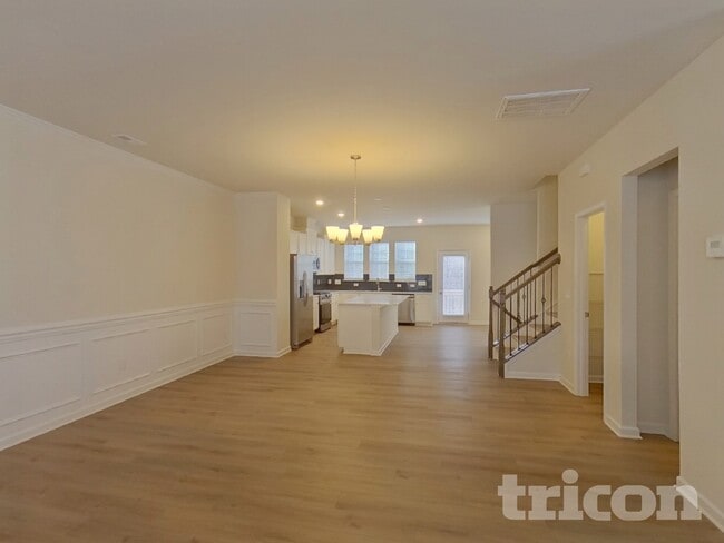 Building Photo - 1041 Bandon Dr