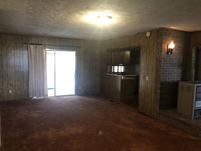 Foto del edificio - 3005 Pelzer Hwy