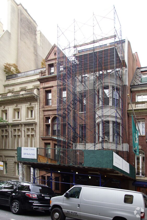 Foto del edificio - 15 E 71st St