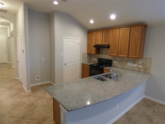 Building Photo - 24742 Lakecrest Village Dr