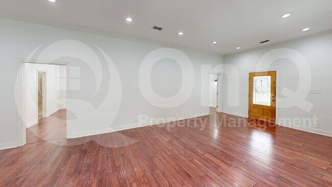 Foto del edificio - 4523 Sycamore St