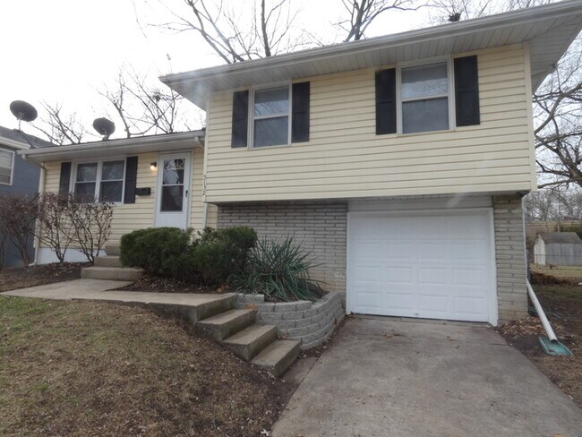 Foto del edificio - Beautiful Updated Home in North Kansas City!