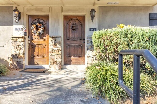 Foto del edificio - 4430 Tilly Mill Rd