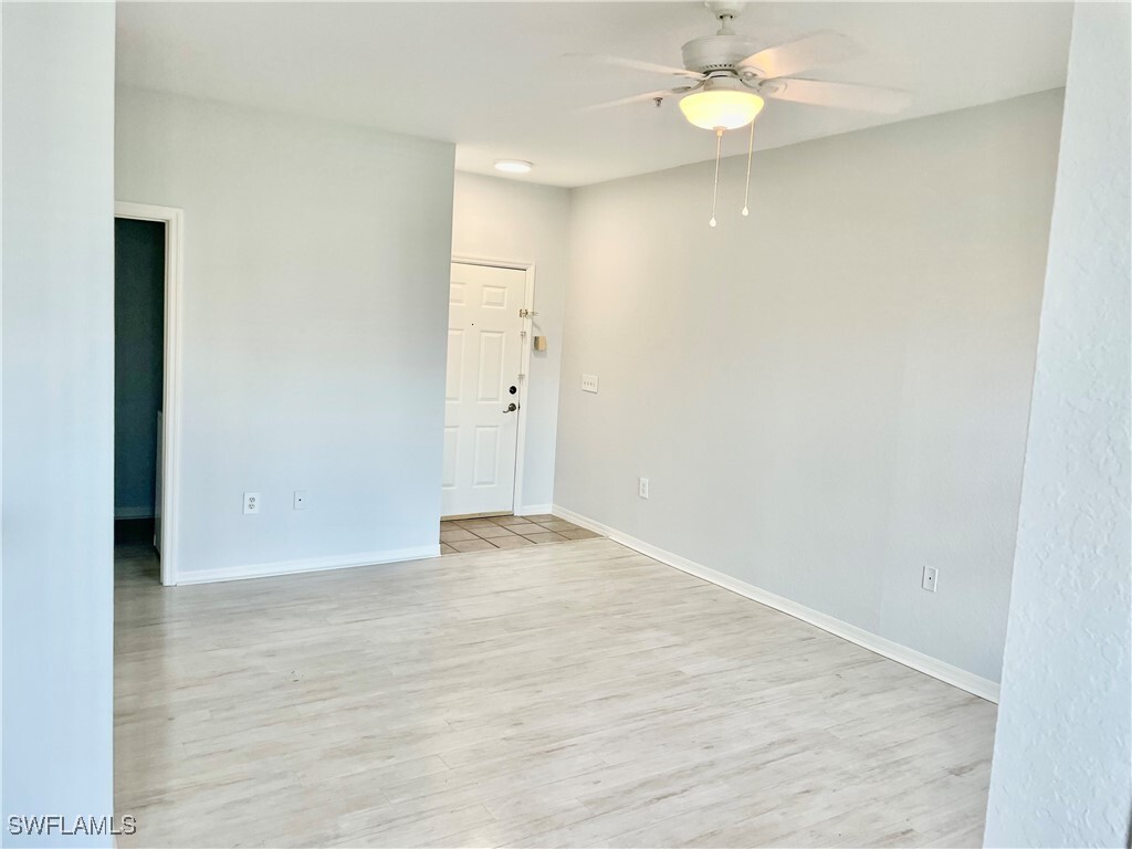 Foto principal - 23600 Walden Center Dr