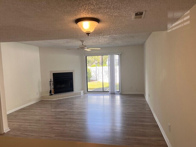 Foto del edificio - 6703 Jefferson Pl