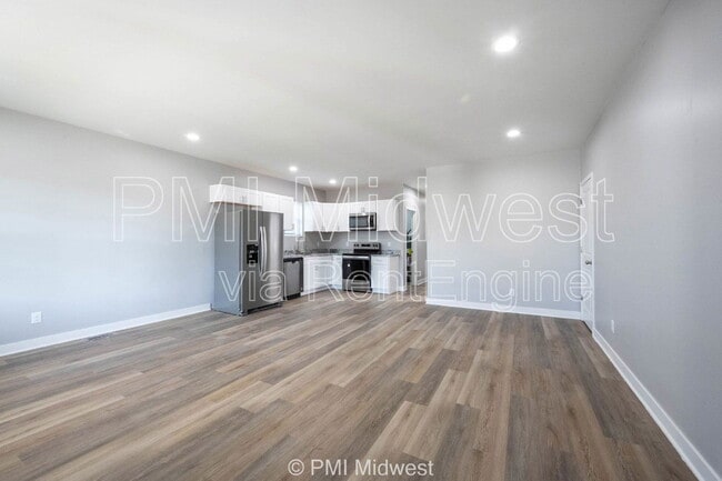 Building Photo - 1825 Montcalm St